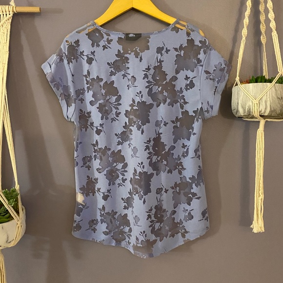 Apt 9 blue mesh & flower print top - Picture 5 of 5